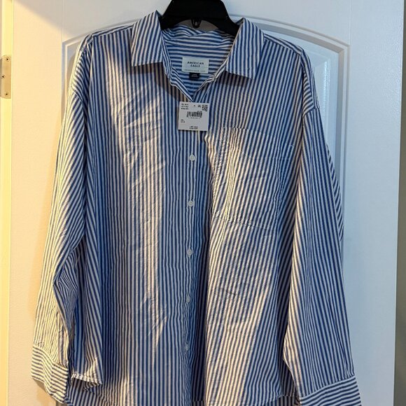 NWT American Eagle Oversized Blue and White Striped Button Down Shirt - Picture 1 of 4